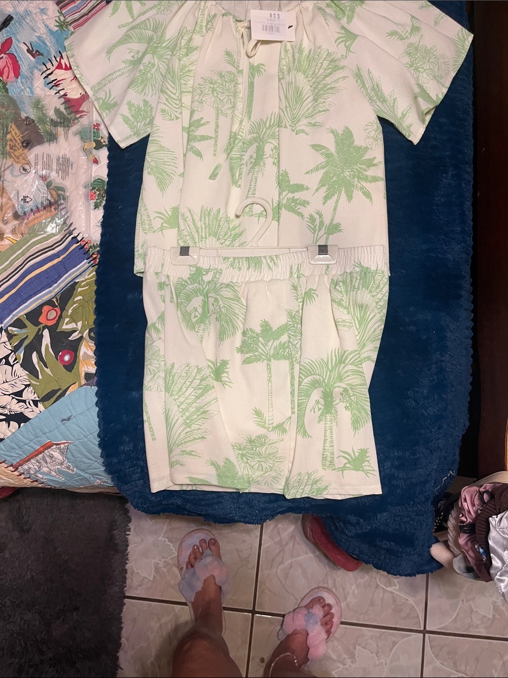 Woman’s short set- Light Green
